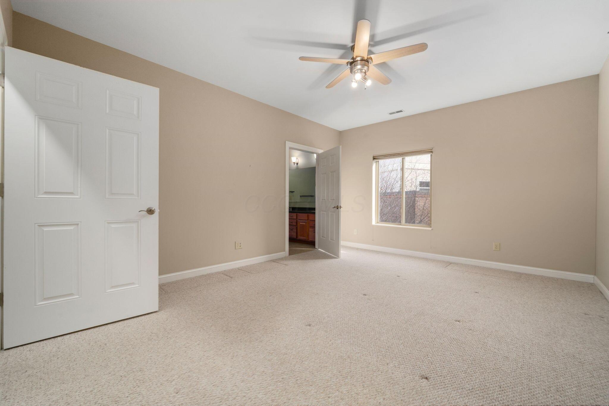 1744 Ridgecliff Road, Unit 12 Columbus, OH 43221 - Photo 10 of 52 13-web-or-mls-DSC08029