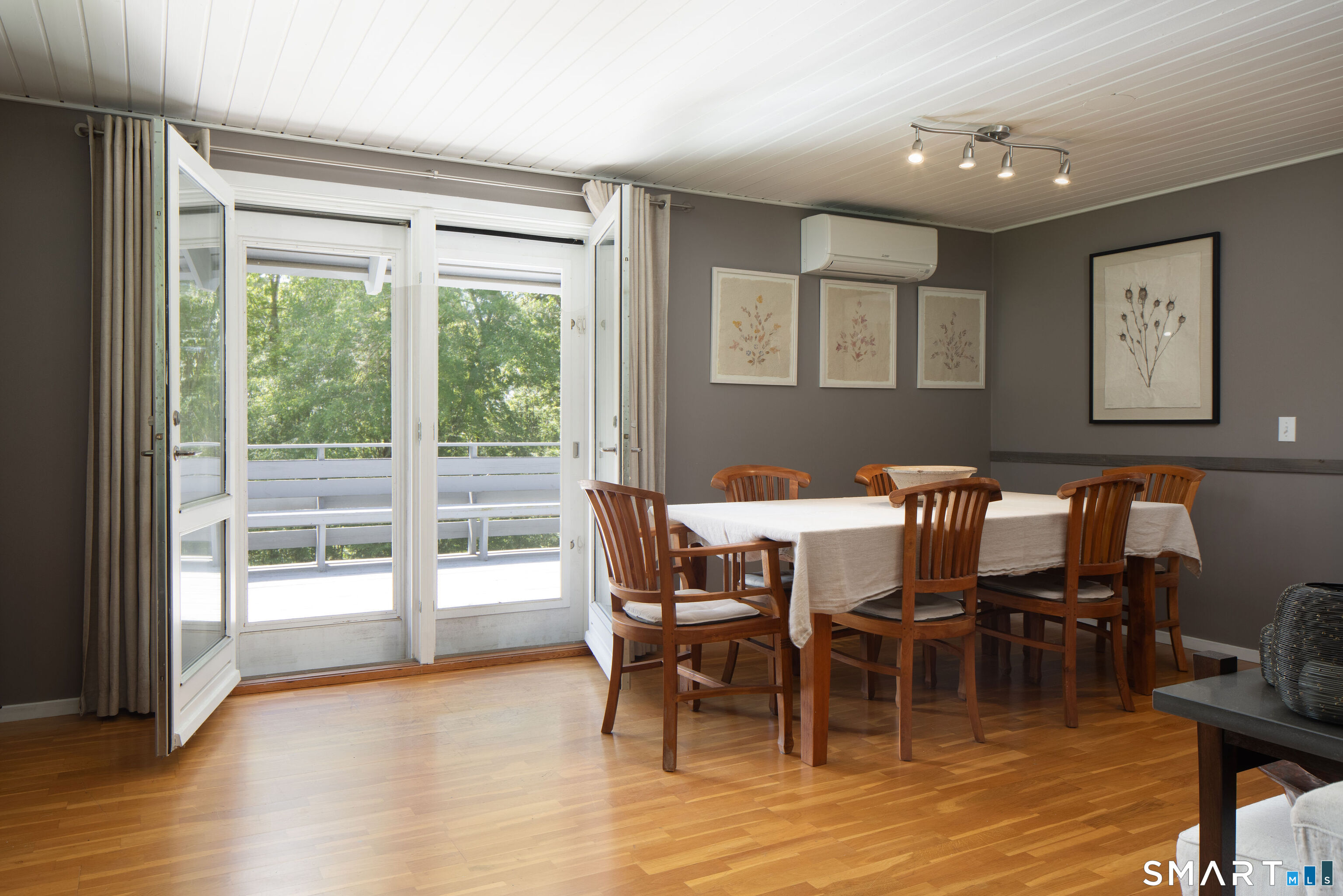 24 Burton Road Salisbury, CT 06068 - Photo 7 of 32 Gallery Image 7