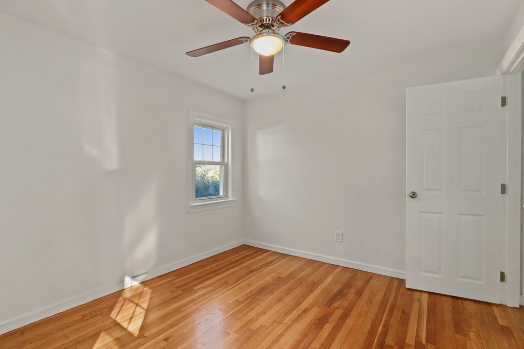 314 Riverside Street Lowell, MA 01854 - Photo 21 of 35 Gallery Image 21