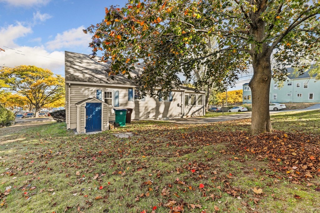 314 Riverside Street Lowell, MA 01854 - Photo 33 of 35 Gallery Image 33