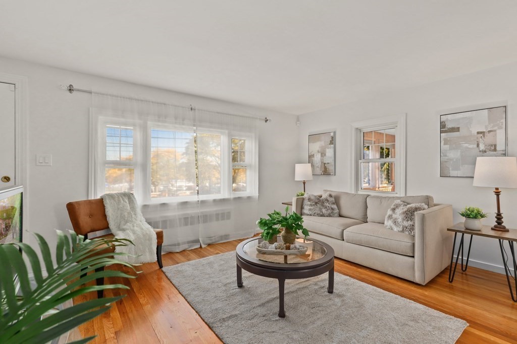314 Riverside Street Lowell, MA 01854 - Photo 5 of 35 Gallery Image 5