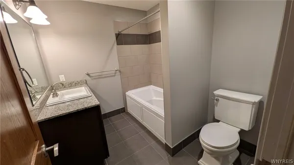 $2,500 | 149 Swan Street, Unit 404, Buffalo, NY 14203