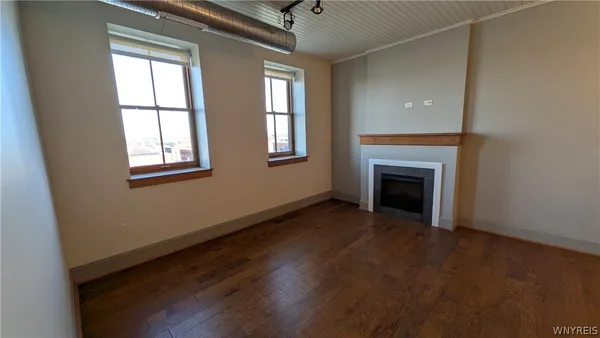 $2,500 | 149 Swan Street, Unit 404, Buffalo, NY 14203