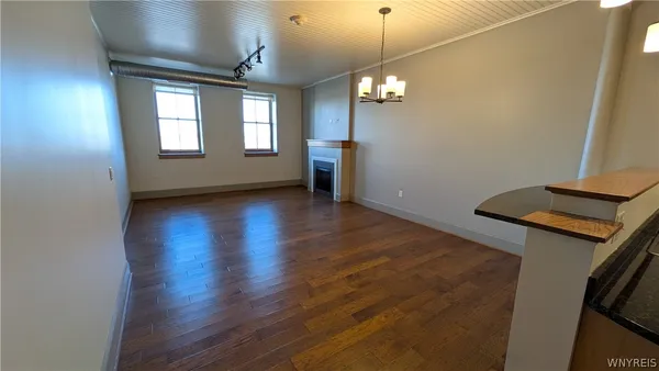 $2,500 | 149 Swan Street, Unit 404, Buffalo, NY 14203