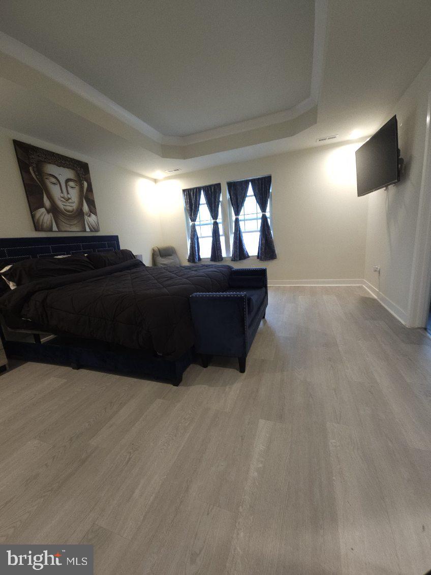 108 Freedom Way Sicklerville, NJ 08081 - Photo 6 of 9 a living room with furniture and a window