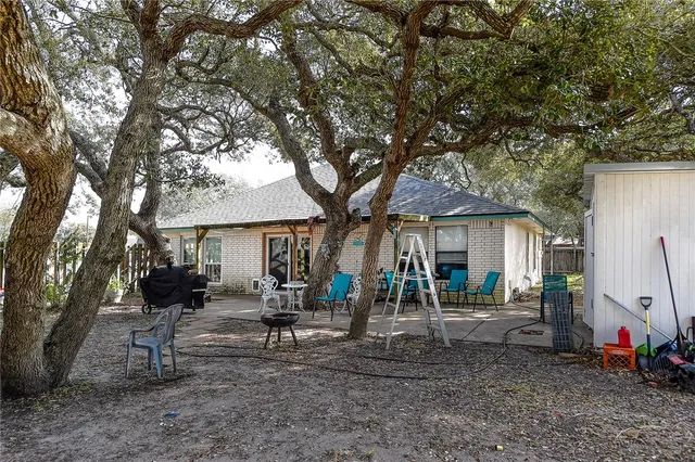 $289,900 | 2101 Capeheart Street, Ingleside, TX 78362