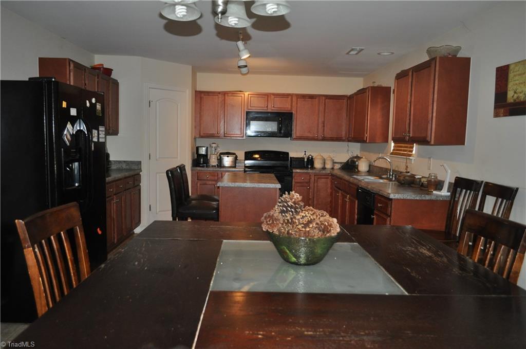1131 Red Sage Road Winston-Salem, NC 27127 - Photo 7 of 27 Gallery Image 7