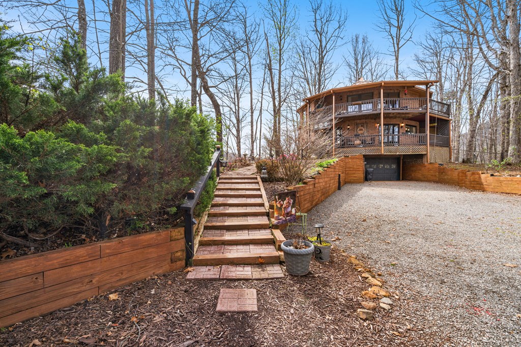 1900 Long Ridge Road Hiawassee, GA 30546 - Photo 6 of 41 Front door