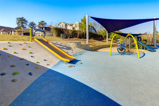 a view of a house with a swimming pool