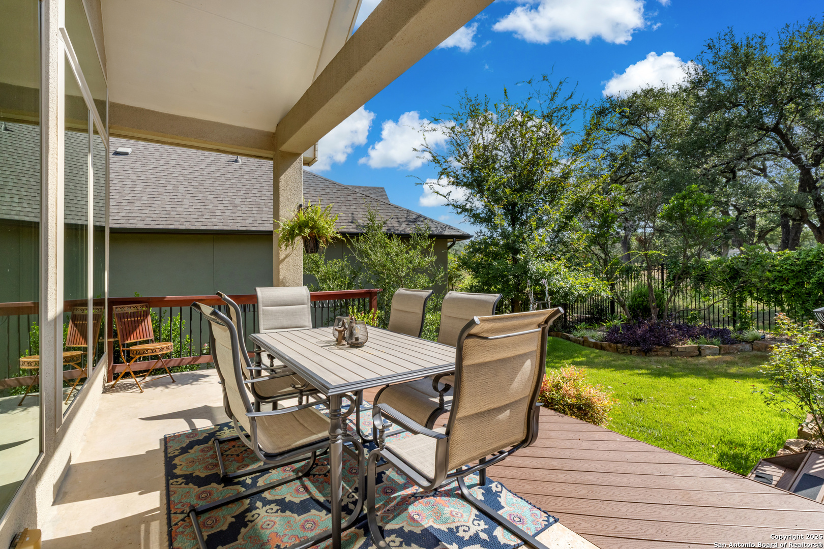 123 Gaucho Boerne, TX 78006 - Photo 21 of 26 a table and chairs in patio of the house