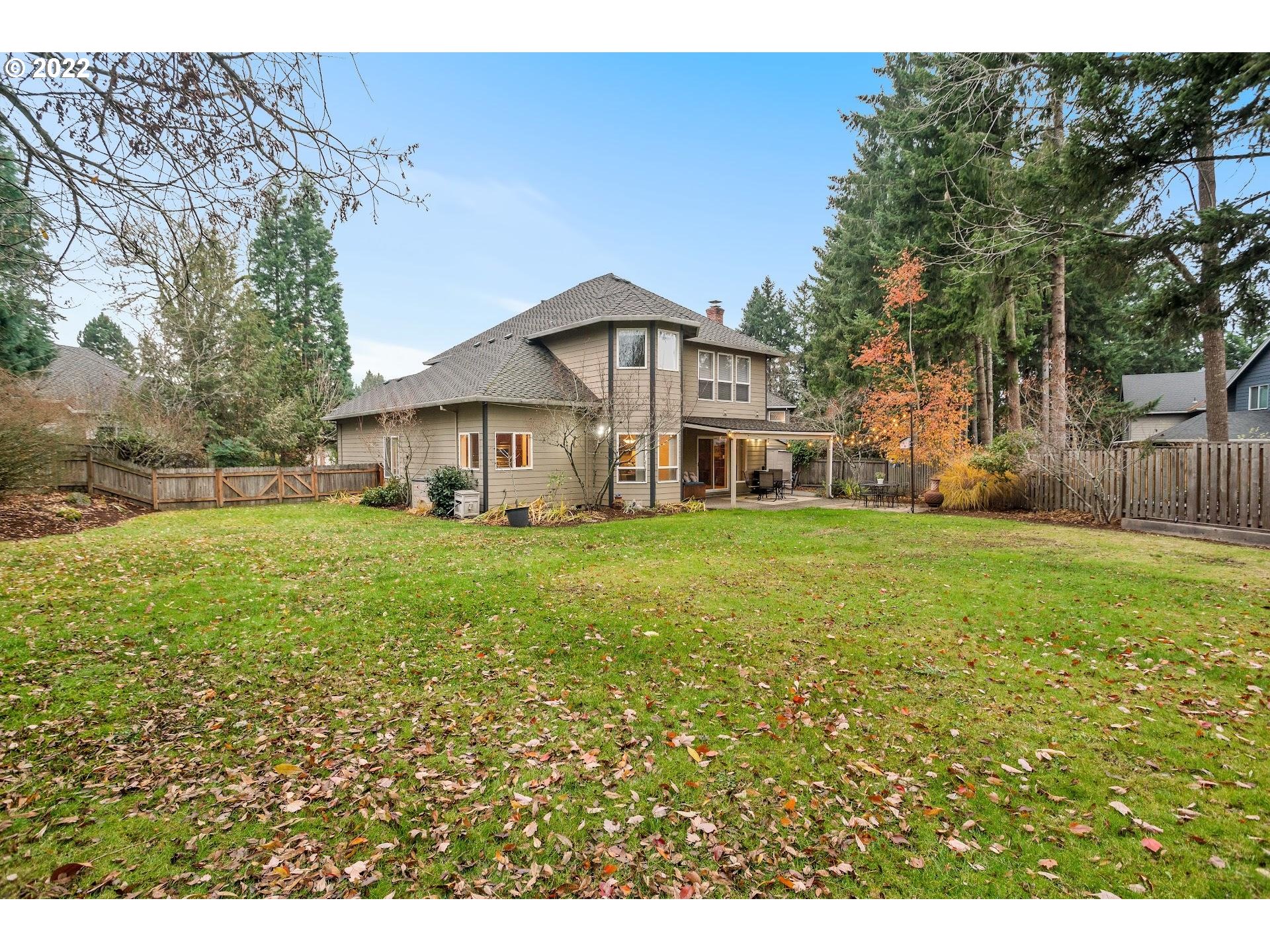 16625 Southwest Springwater Court Beaverton, OR 97006 - Photo 32 of 32 a front view of a house with a yard
