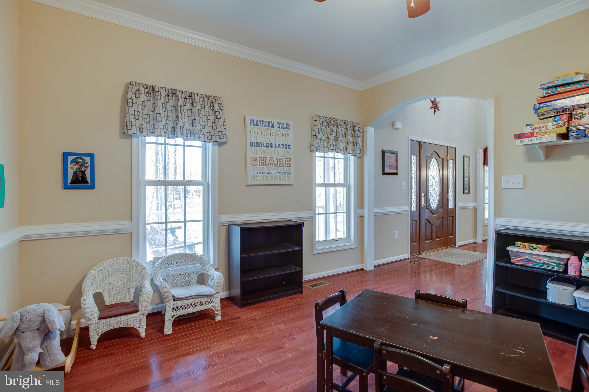 101 Saylers Creek Road Locust Grove, VA 22508 - Photo 6 of 81 a living room with furniture fireplace and window