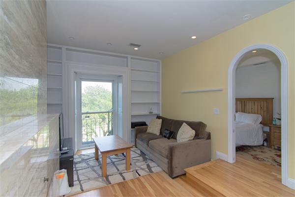 124 Beacon Street, Unit 5R Boston, MA 02116 - Photo 3 of 11