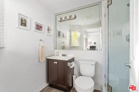 $775,000 | 5107 Coldwater Canyon Avenue, Unit 13, Sherman Oaks, CA 91423