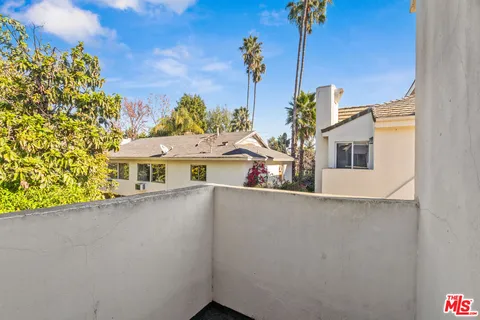 $775,000 | 5107 Coldwater Canyon Avenue, Unit 13, Sherman Oaks, CA 91423