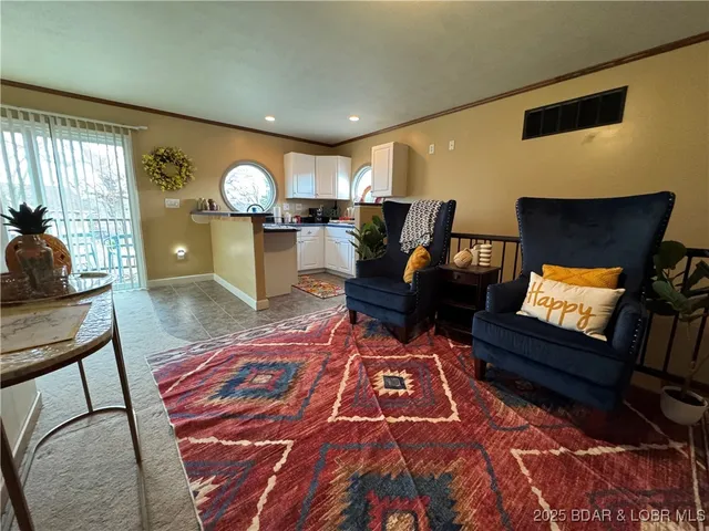 $1,100,000 | 43 Arrowhead Beach Road, Lake Ozark, MO 65049