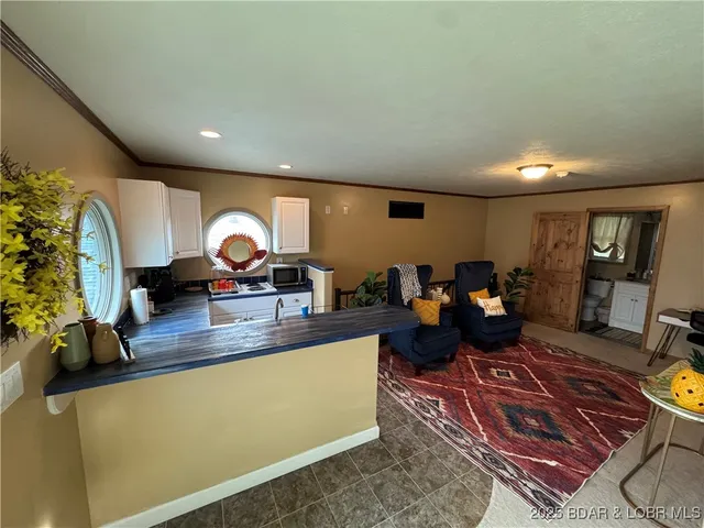 $1,100,000 | 43 Arrowhead Beach Road, Lake Ozark, MO 65049