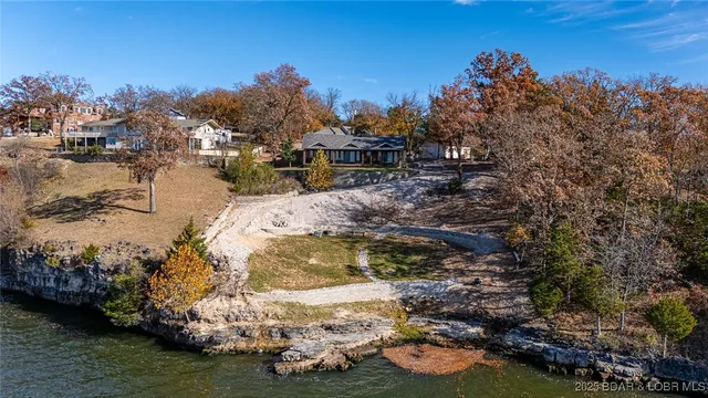 $1,100,000 | 43 Arrowhead Beach Road, Lake Ozark, MO 65049