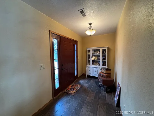 $1,100,000 | 43 Arrowhead Beach Road, Lake Ozark, MO 65049