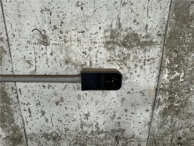 $1,100,000 | 43 Arrowhead Beach Road, Lake Ozark, MO 65049