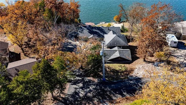 $1,100,000 | 43 Arrowhead Beach Road, Lake Ozark, MO 65049