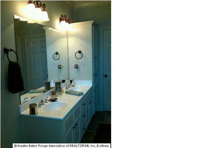 10809 Springtree Avenue Baton Rouge, LA 70810 - Photo 5 of 15 Gallery Image 5