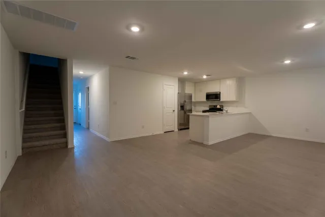 $1,950 | 2320 Blizzard Drive, Lockhart, TX 78644