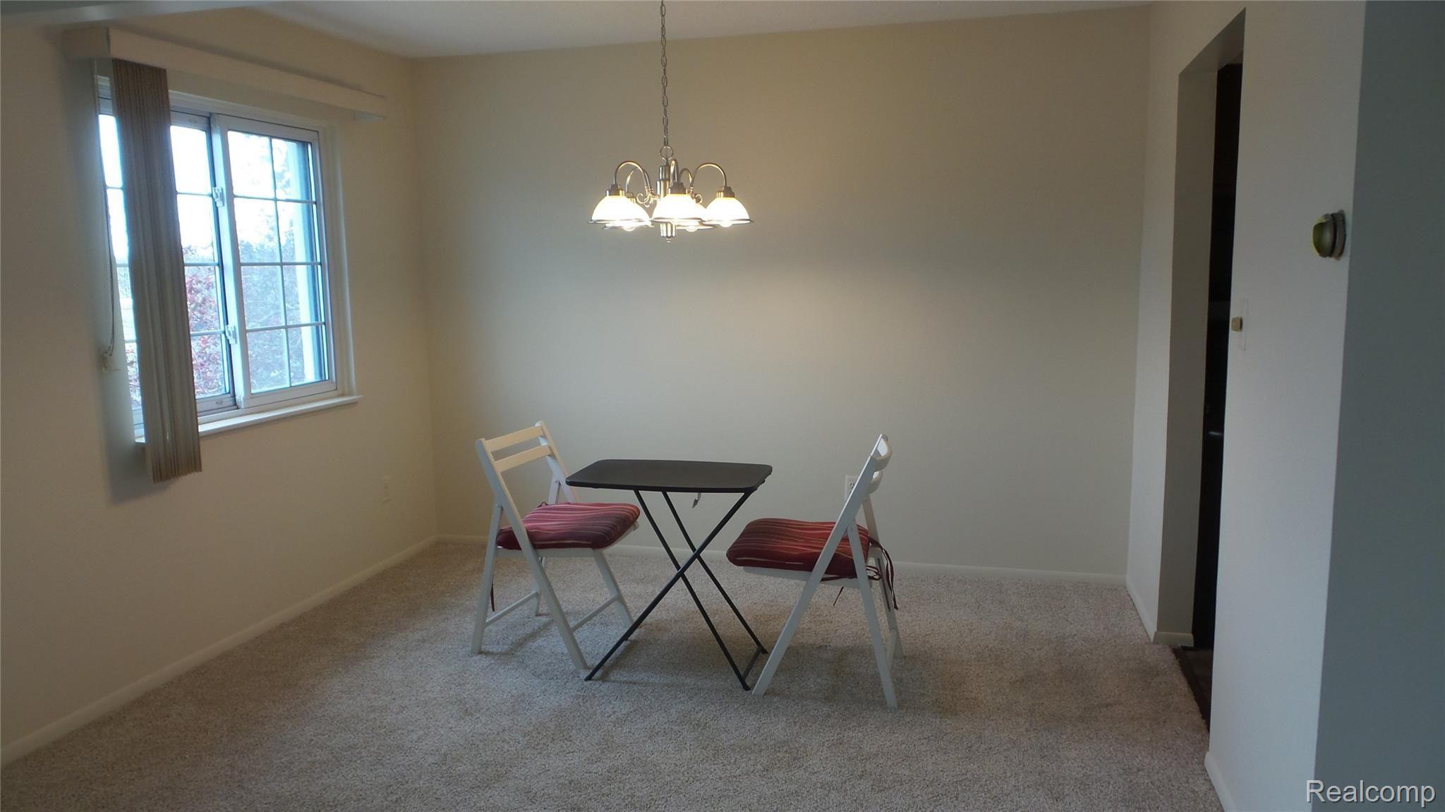 1516 Normandy Road, Unit 201 Royal Oak, MI 48073 - Photo 9 of 22 Dining Room 2