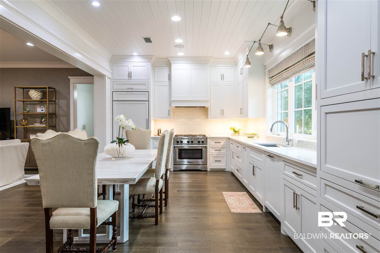 160 Fels Avenue Fairhope, AL 36532 - Photo 5 of 50