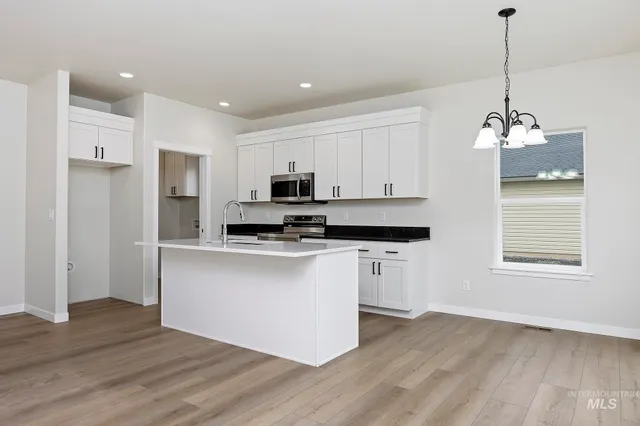 $364,900 | 416 Rock Dove Loop, Twin Falls, ID 83301