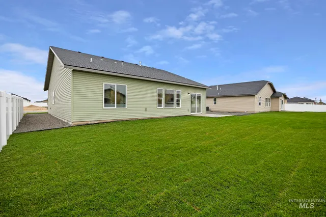 $364,900 | 416 Rock Dove Loop, Twin Falls, ID 83301