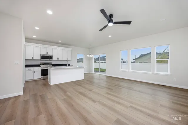 $364,900 | 416 Rock Dove Loop, Twin Falls, ID 83301