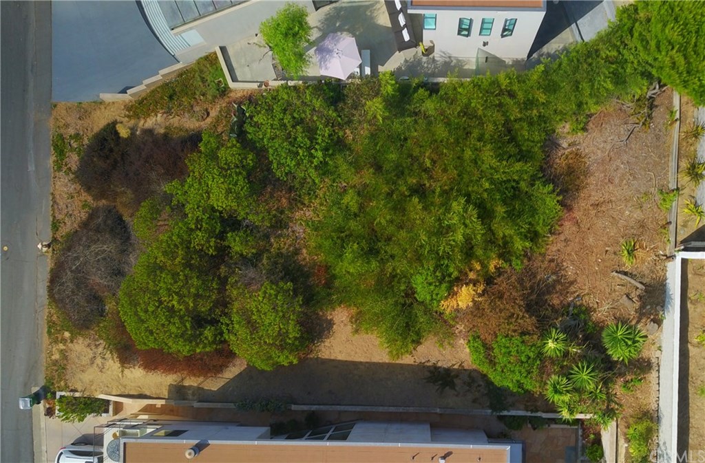 950 Baja Laguna Beach Laguna Beach, CA 92651 - Photo 3 of 12