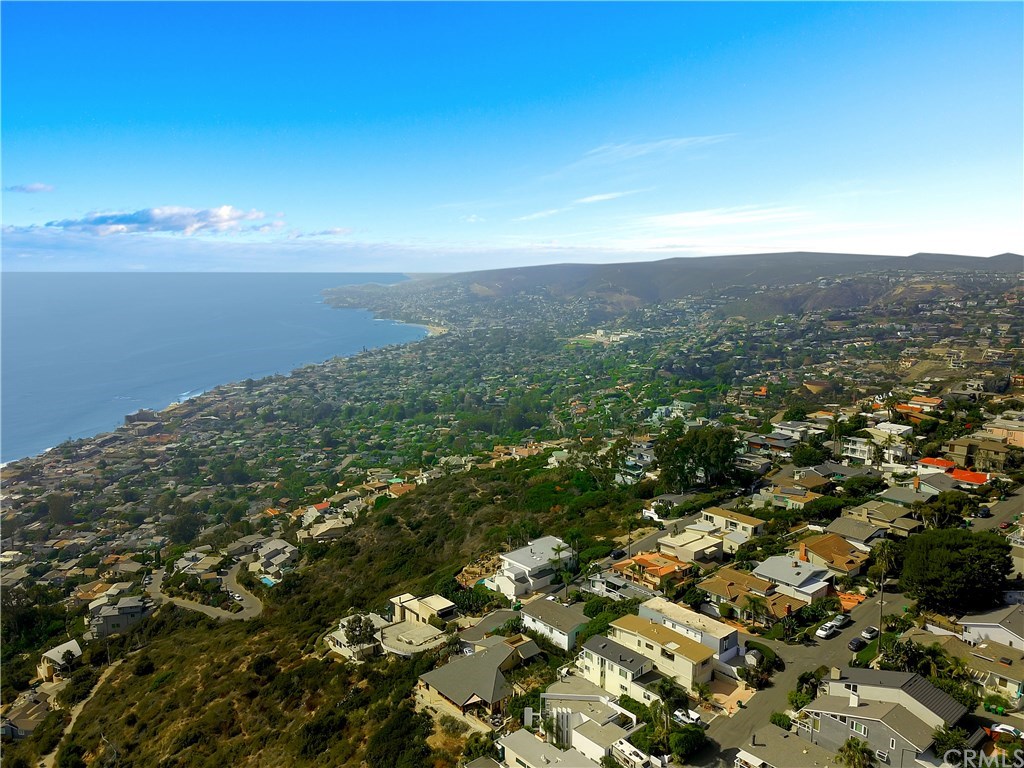 950 Baja Laguna Beach Laguna Beach, CA 92651 - Photo 6 of 12