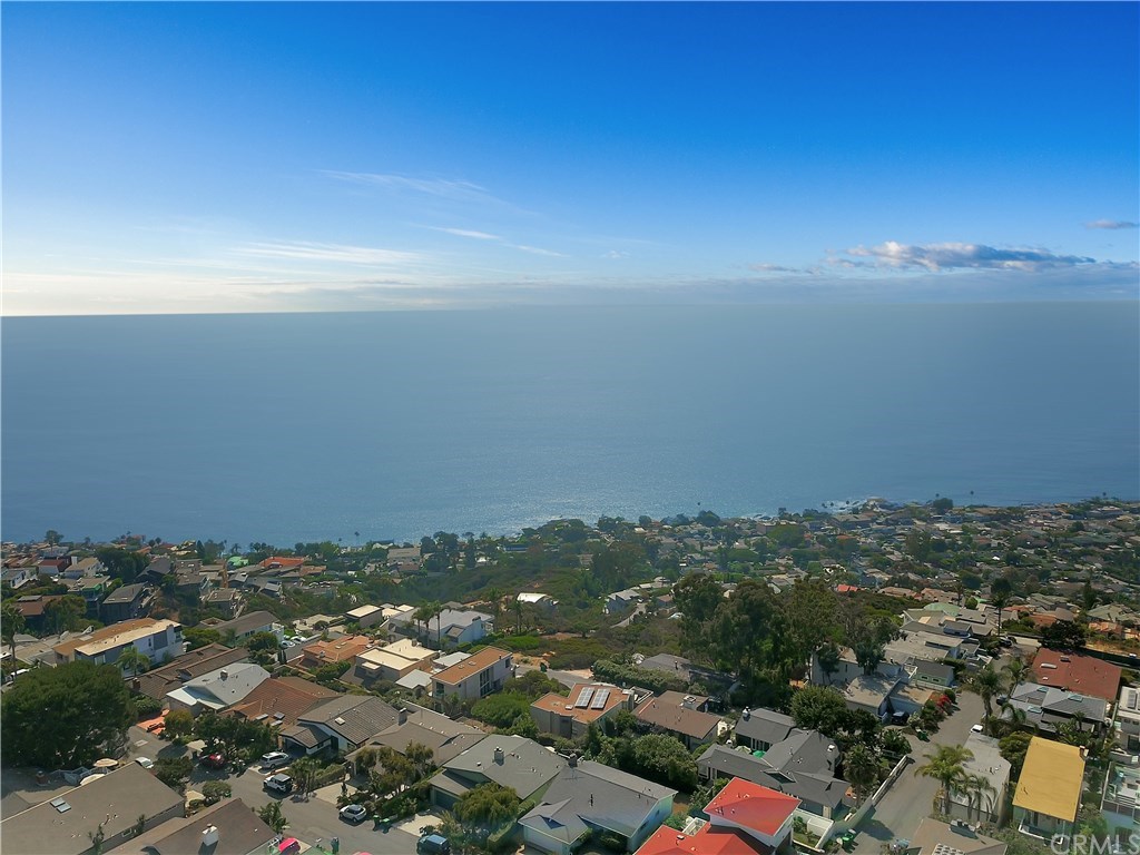 950 Baja Laguna Beach Laguna Beach, CA 92651 - Photo 9 of 12