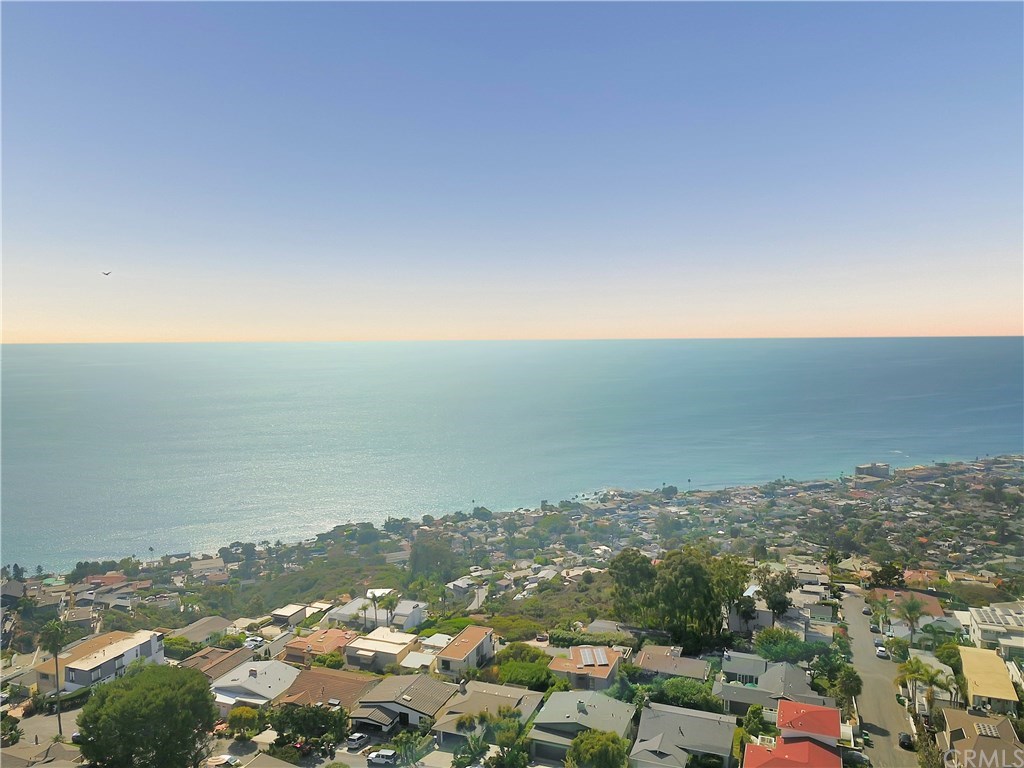 950 Baja Laguna Beach Laguna Beach, CA 92651 - Photo 10 of 12