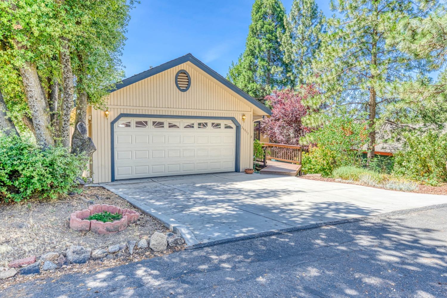 34075 Shaver Springs Road Auberry, CA 93602 - Photo 3 of 41