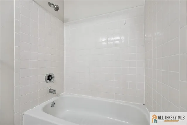 $2,400 | 8 Marsh Court, Unit 665, Lawrence Township, NJ 08648