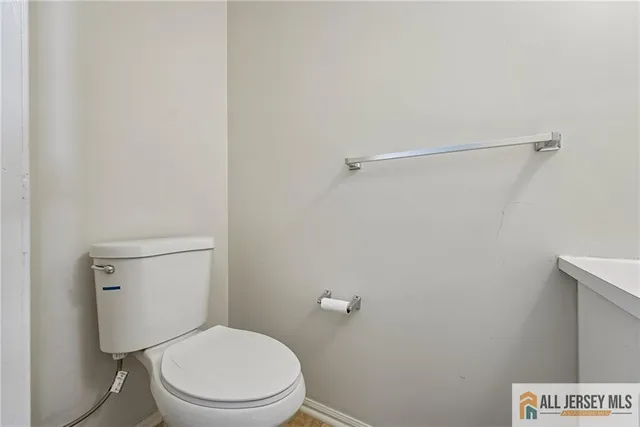 $2,400 | 8 Marsh Court, Unit 665, Lawrence Township, NJ 08648