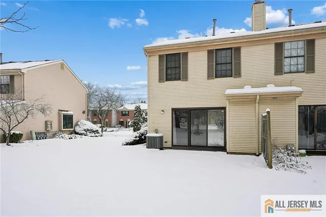 $2,400 | 8 Marsh Court, Unit 665, Lawrence Township, NJ 08648