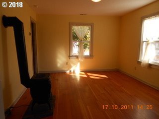 11845 Southwest Walker Road Beaverton, OR 97005 - Photo 6 of 16
