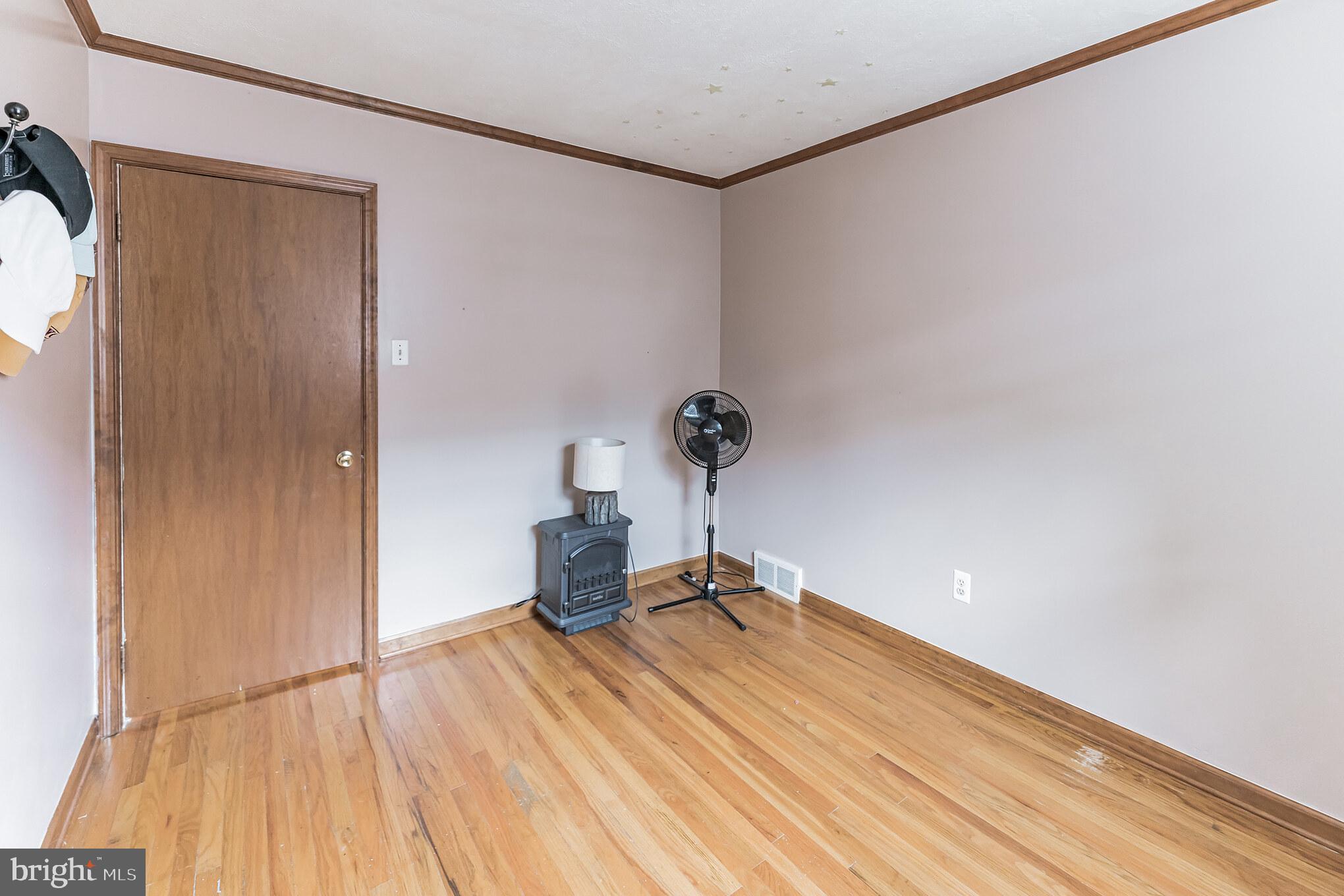 7407 Hill Road Philadelphia, PA 19128 - Photo 18 of 68 Gallery Image 18