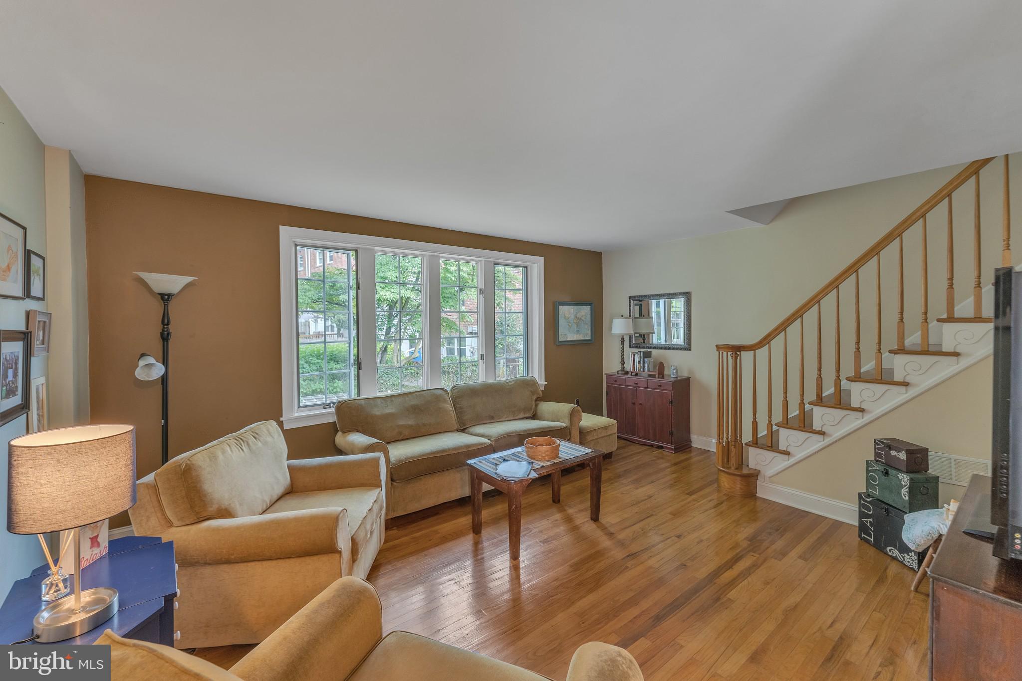 7407 Hill Road Philadelphia, PA 19128 - Photo 3 of 68 Gallery Image 3