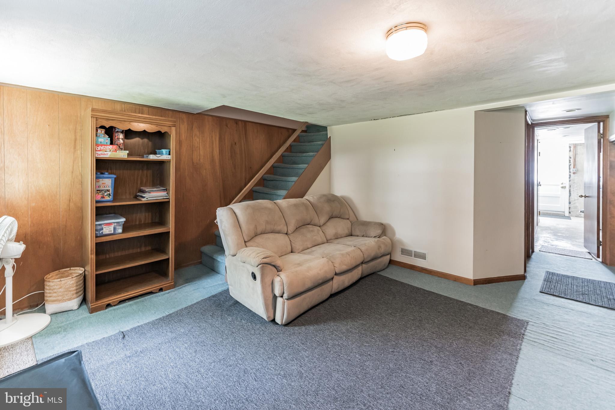 7407 Hill Road Philadelphia, PA 19128 - Photo 26 of 68 Gallery Image 26
