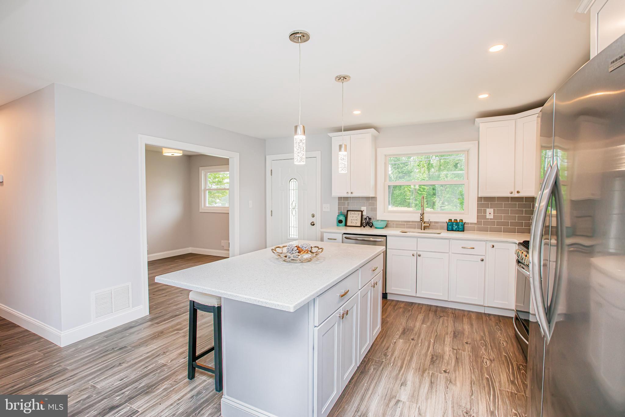 6 Kendall Road Trenton, NJ 08690 - Photo 8 of 25