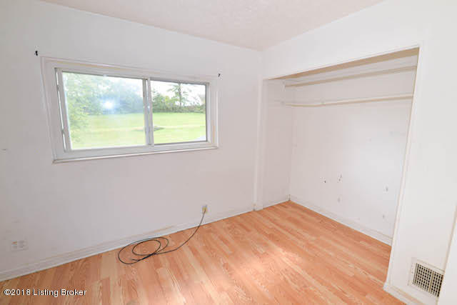 509 Ash Road Covington, KY 41015 - Photo 10 of 20 Master Bedroom