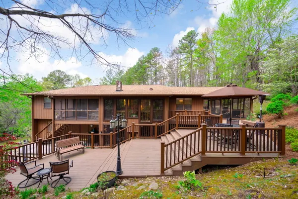 $637,500 | 5248 Donlyn Lane, Hixson, TN 37343