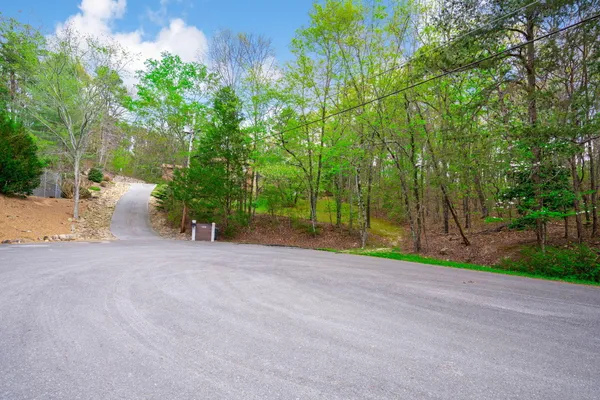 $637,500 | 5248 Donlyn Lane, Hixson, TN 37343