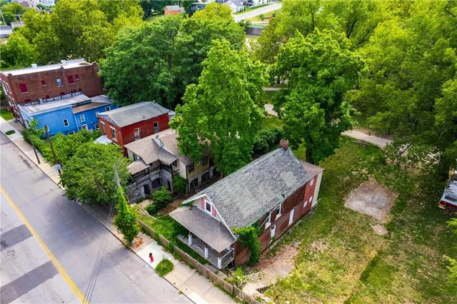 $1,193,000 | 2018-26 Summit Street, Kansas City, MO 64108