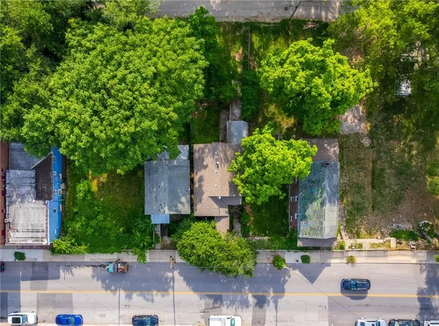 $1,193,000 | 2018-26 Summit Street, Kansas City, MO 64108